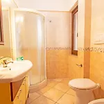 Golfo Azzurro 아파트